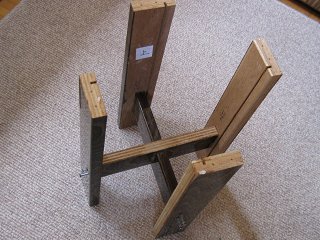 椅子製作DIY-脚の部分を組む